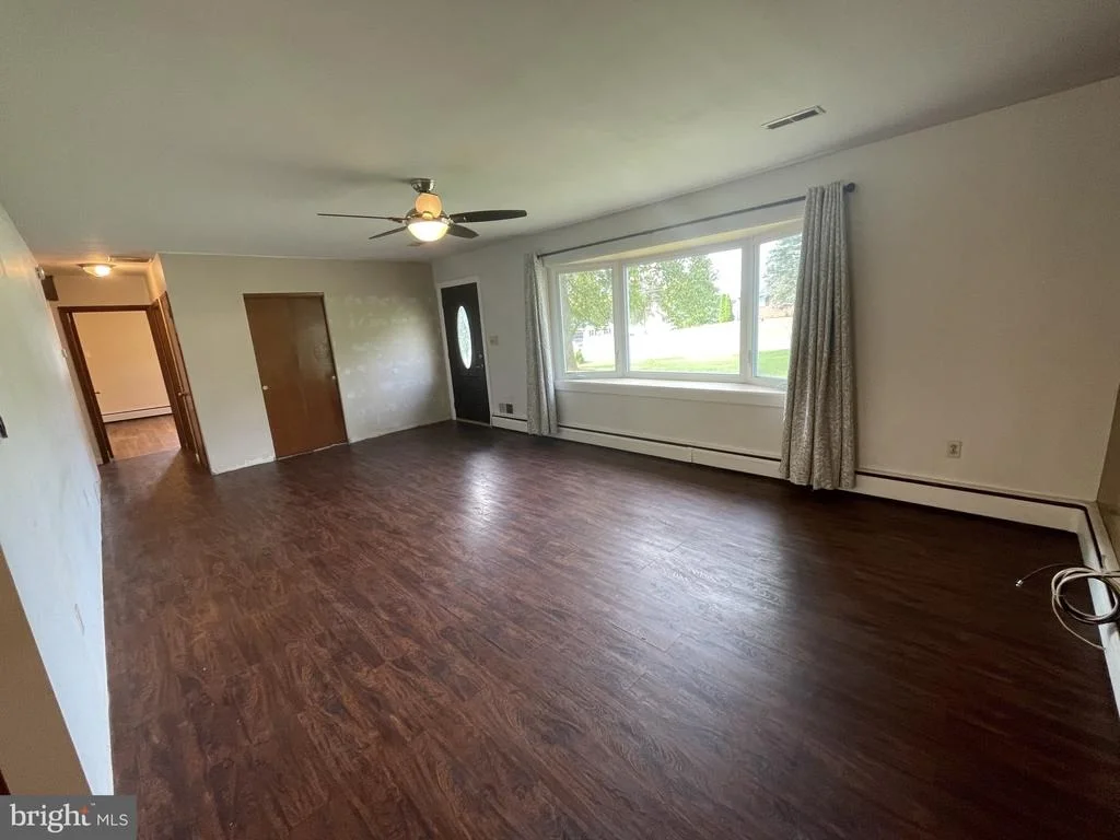 Photo of 1709 GODWIN DRIVE