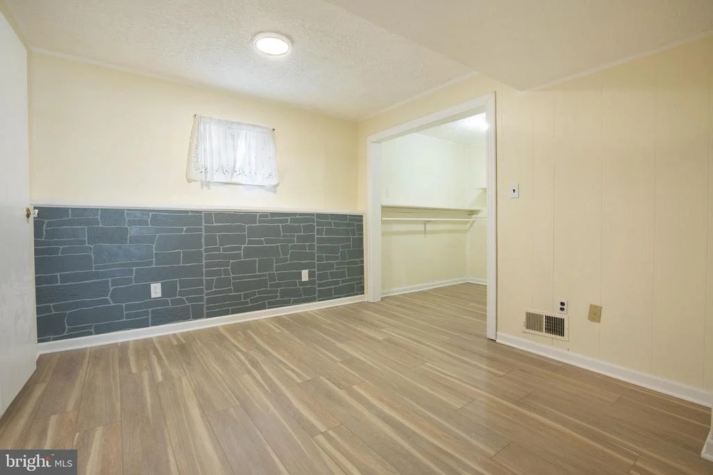 Photo of 1320 RAINBOW DRIVE