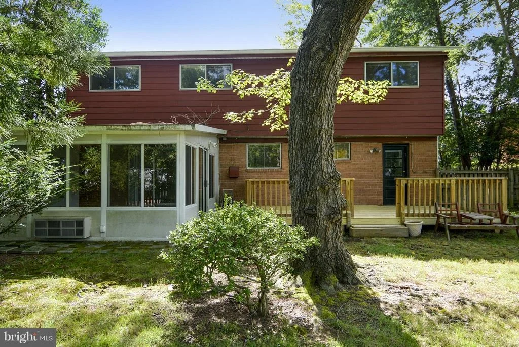 Photo of 11407 CLOVERHILL DRIVE