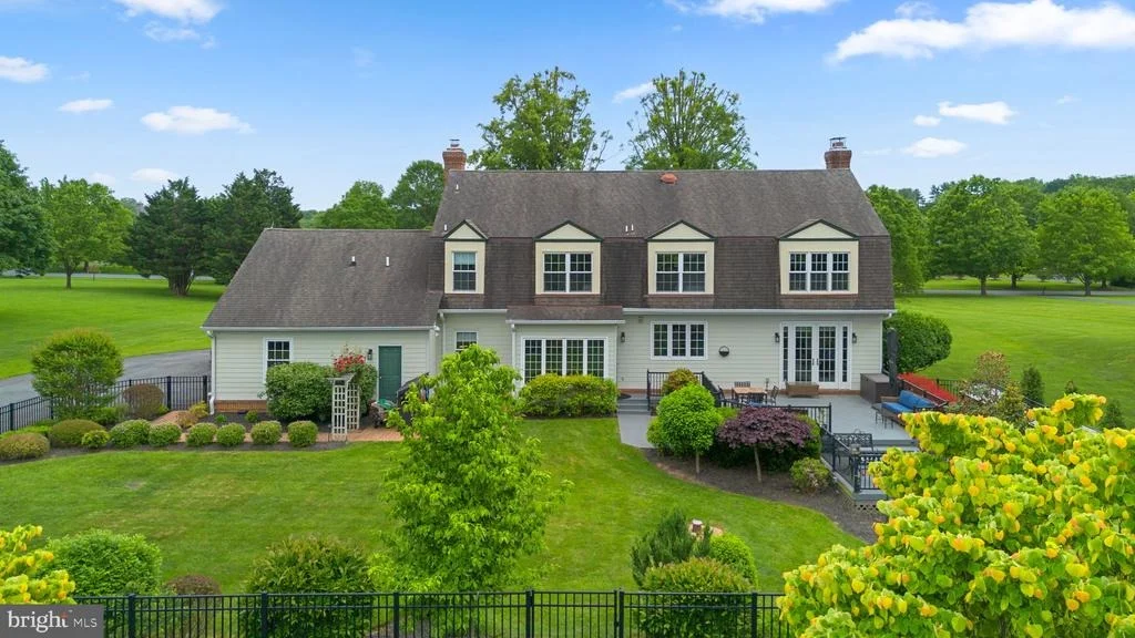 Photo of 21108 GOLF ESTATES DRIVE