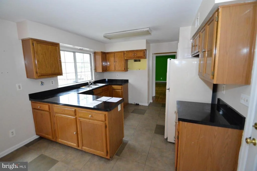 Photo of 3012 SILVER LAKE COURT