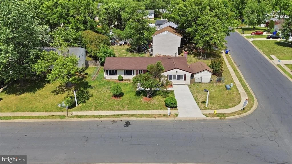 Photo of 10501 BEECHWOOD DRIVE