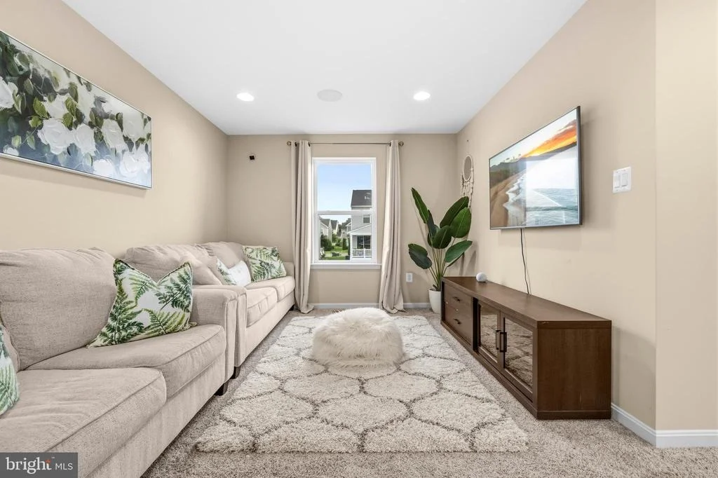 Photo of 2125 CHESTNUT DRIVE