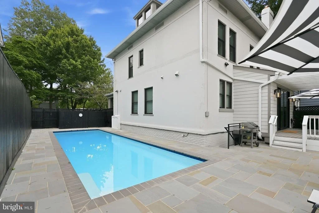 Photo of 2558 36TH STREET NW