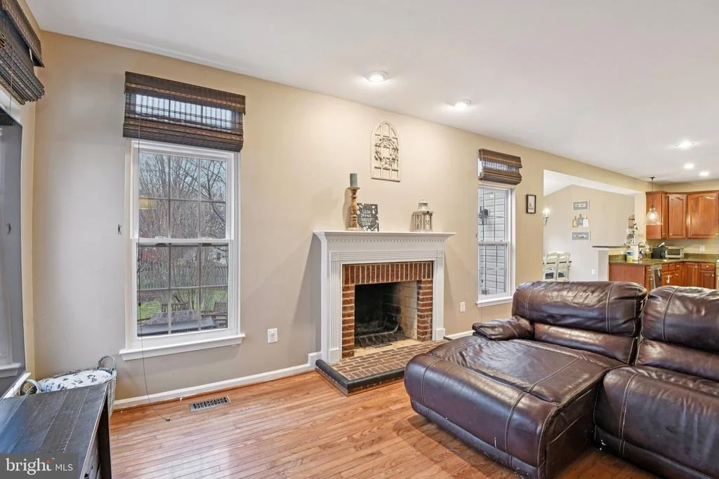 Photo of 6369 CLARIDGE DRIVE N