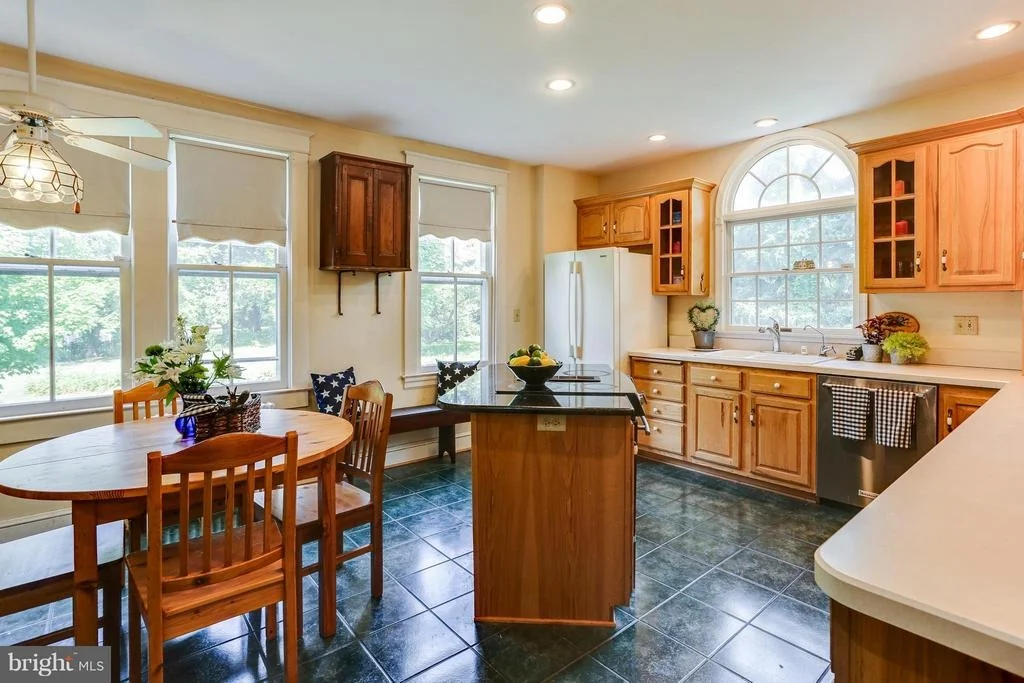 Photo of 903 REECE ROAD