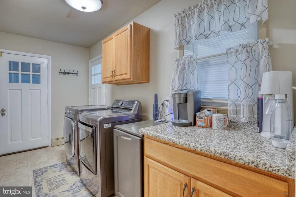 Photo of 103 S FAIRFIELD DRIVE