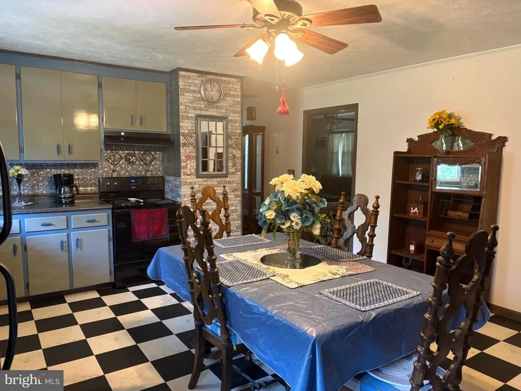 Photo of 2242 SHELBY ROAD