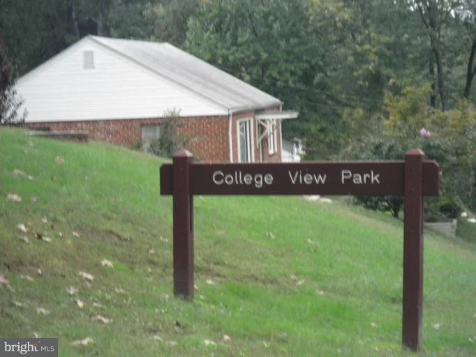 Photo of 11727 COLLEGE VIEW DRIVE