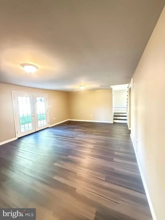 Photo of 5014 NICHOLAS ROAD