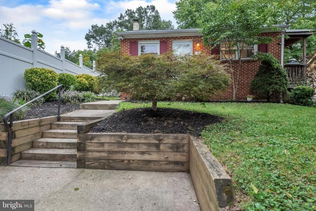Photo of 1729 RIDGELY ROAD