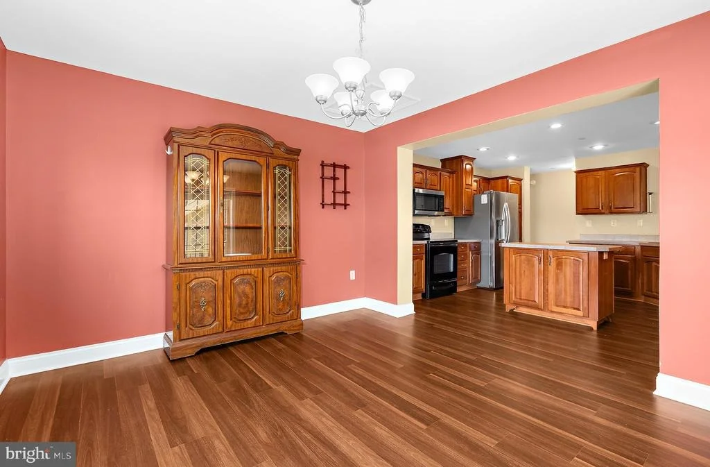 Photo of 7214 DOGWOOD ROAD