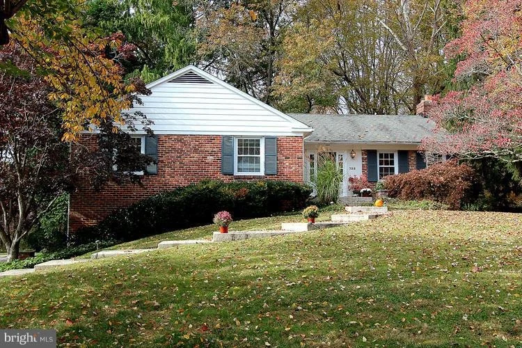 Photo of 725 SPRINGLOCH ROAD
