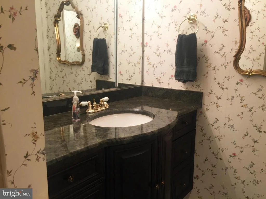 Photo of Unit 2802 at 15107 INTERLACHEN DRIVE