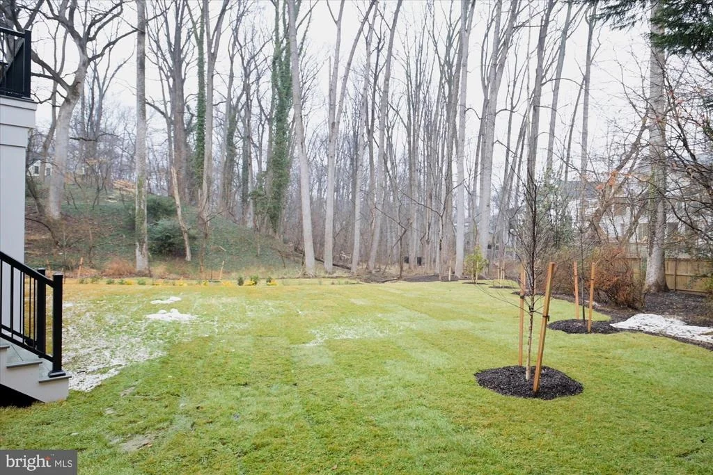 Photo of 7008 ARBOR LANE