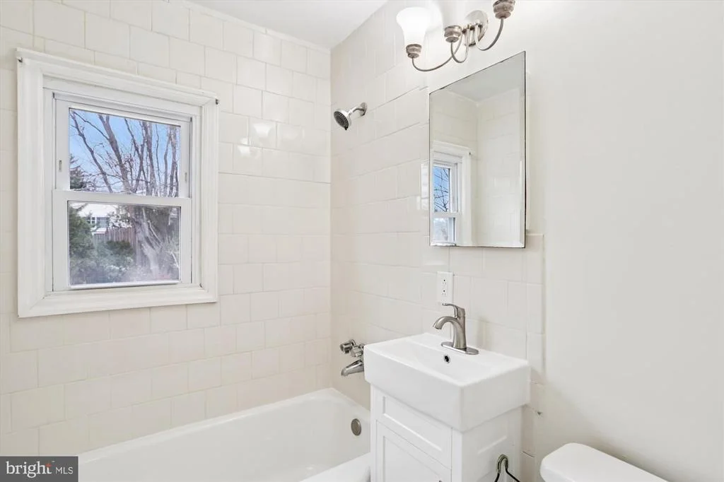 Photo of 12317 MIDDLE ROAD