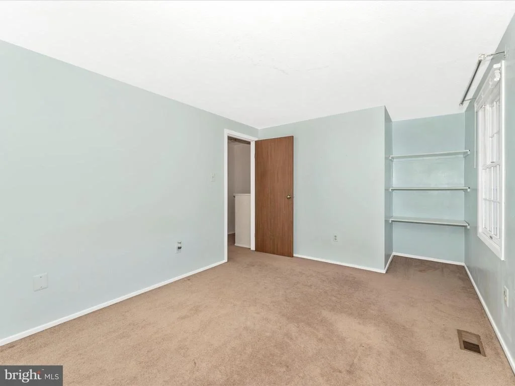 Photo of 158 STONEGATE DRIVE