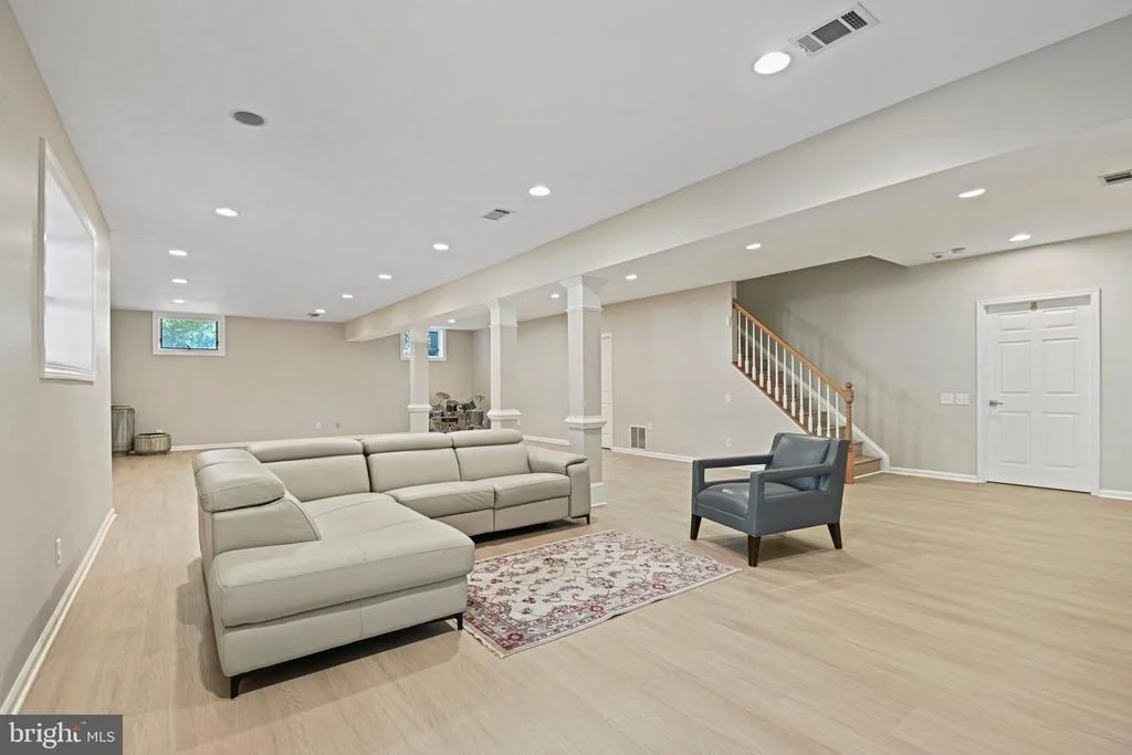 Photo of 1411 WOODHURST BOULEVARD