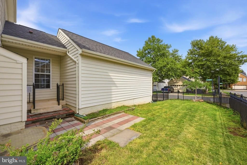 Photo of 17037 LOFTRIDGE LANE