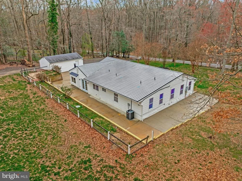 Photo of 13804 PARK AVENUE