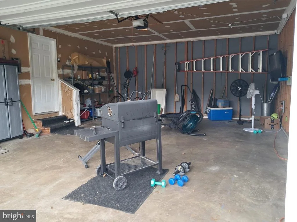 Photo of 33 JADE DRIVE