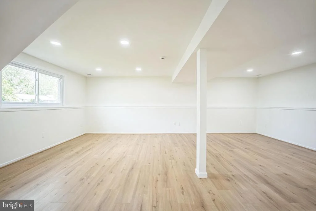 Photo of 1797 VALLEYSIDE DRIVE