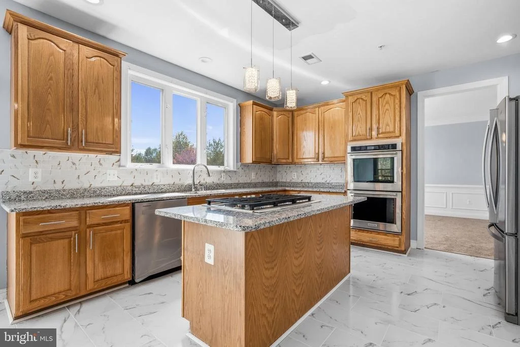 Photo of 14003 LAKE MEADOWS DRIVE
