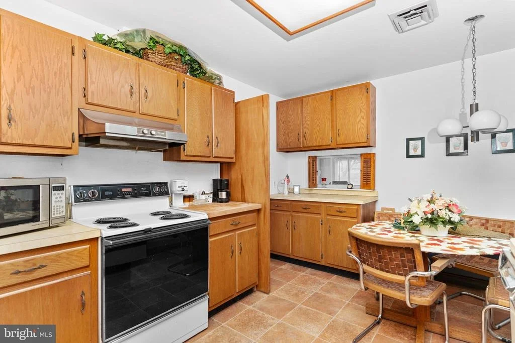 Photo of 14710 HOMECREST ROAD