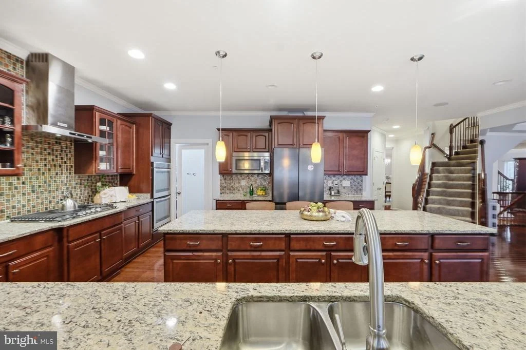 Photo of 9200 CENTRAL PARK DRIVE