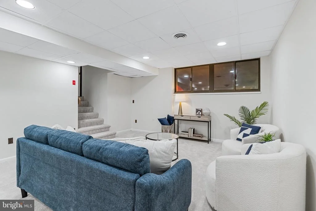 Photo of 6422 QUINN ROAD