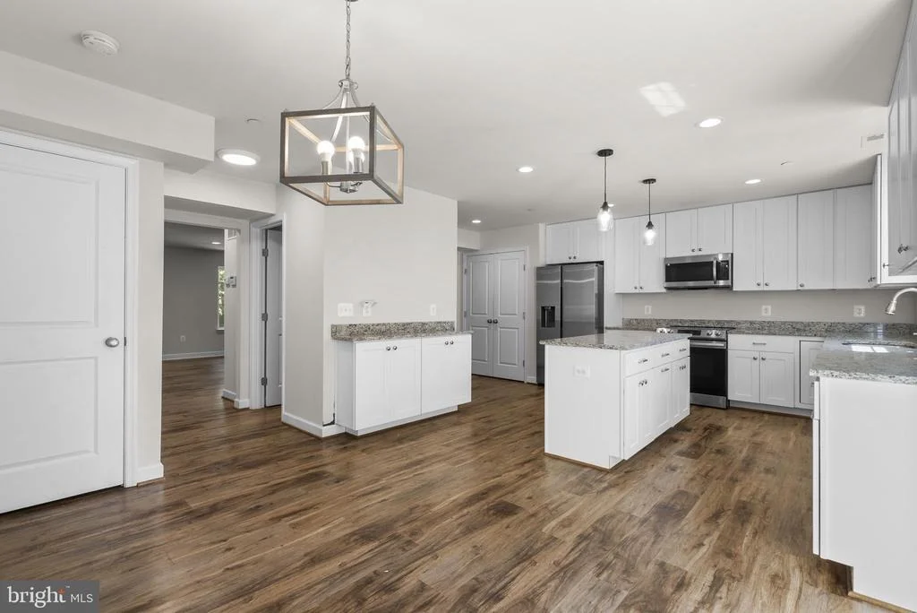 Photo of 556 SUNSET KNOLL ROAD