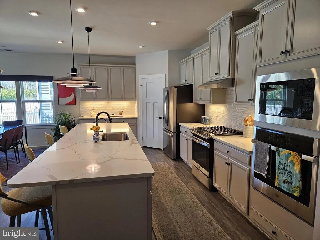 Photo of 36747 GREENWAY DRIVE