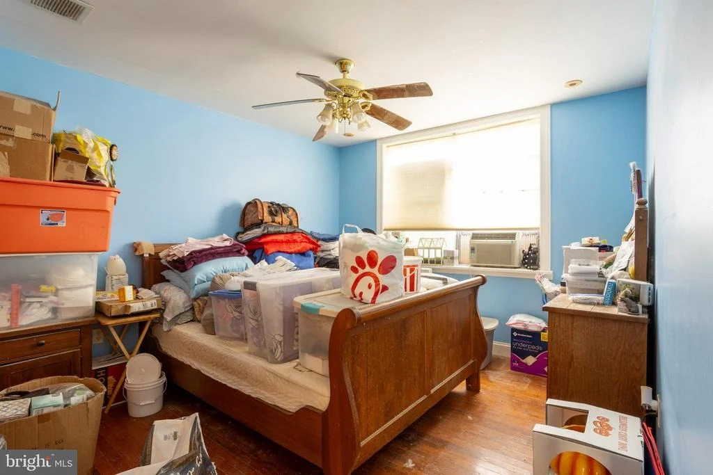 Photo of 415 SHORE DRIVE