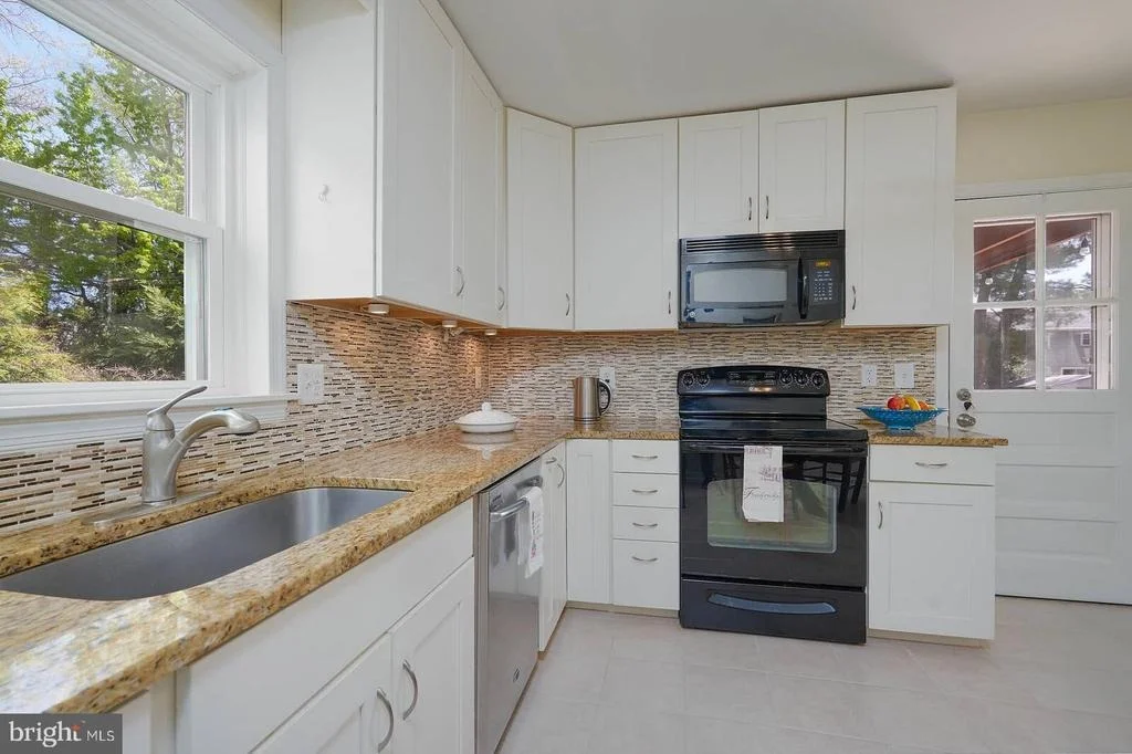 Photo of 1557 EVERS DRIVE