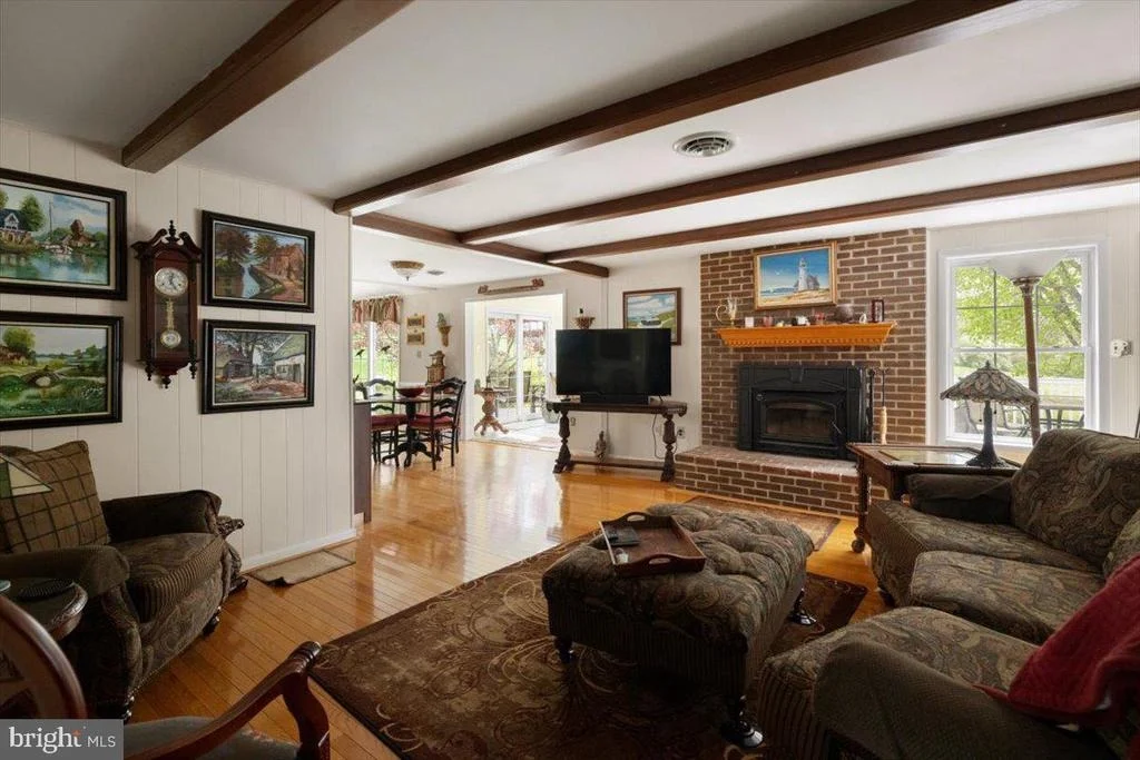 Photo of 1049 LAUREL GROVE ROAD