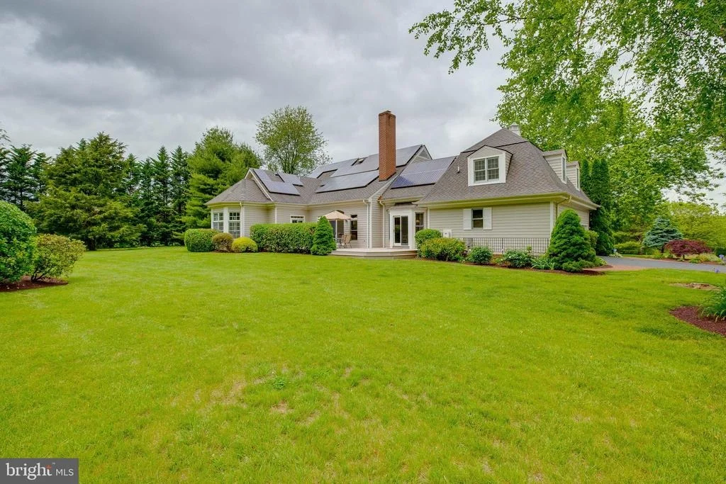 Photo of 6504 GRIFFITH ROAD
