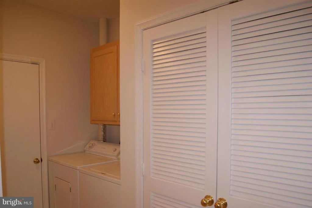 Photo of Unit 165 at 1305 WINDLEAF DRIVE
