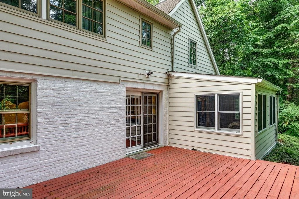 Photo of 501 SOMERSET DRIVE