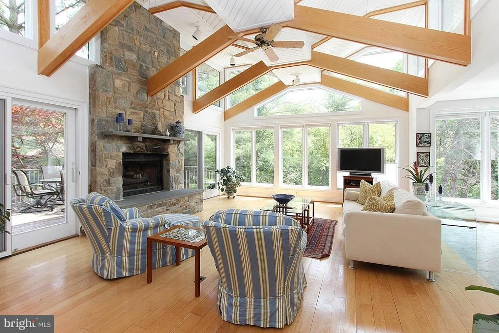 Photo of 6950 DUNCRAIG COURT