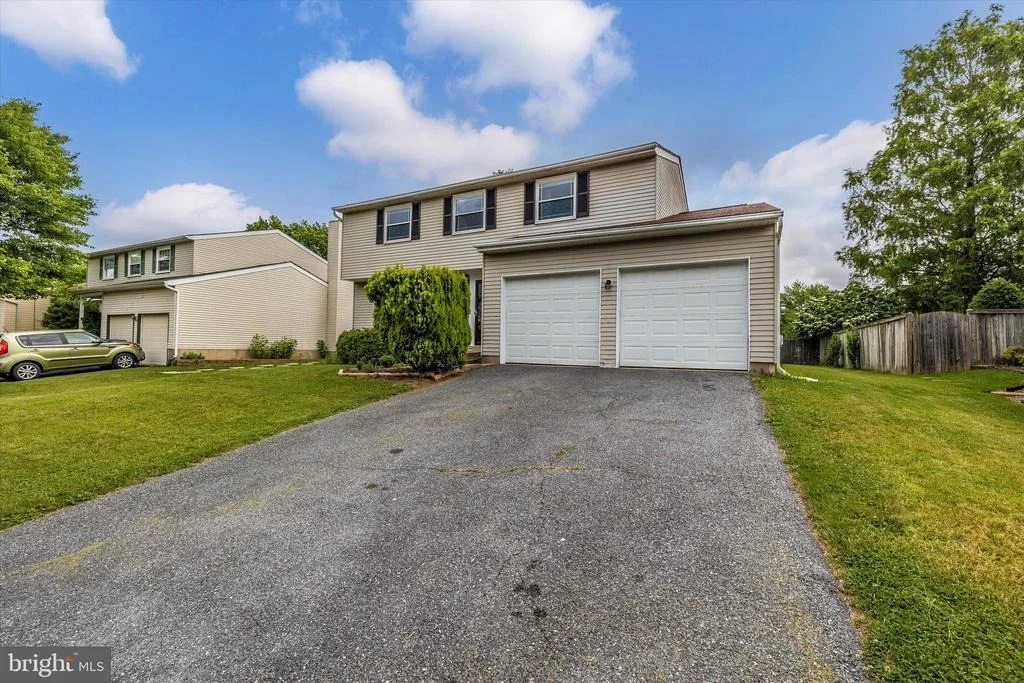Photo of 1810 ROCKY GLEN DRIVE