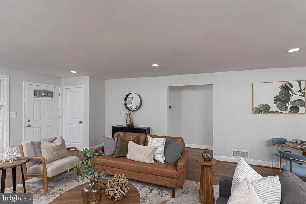 Photo of 536 BROOK ROAD