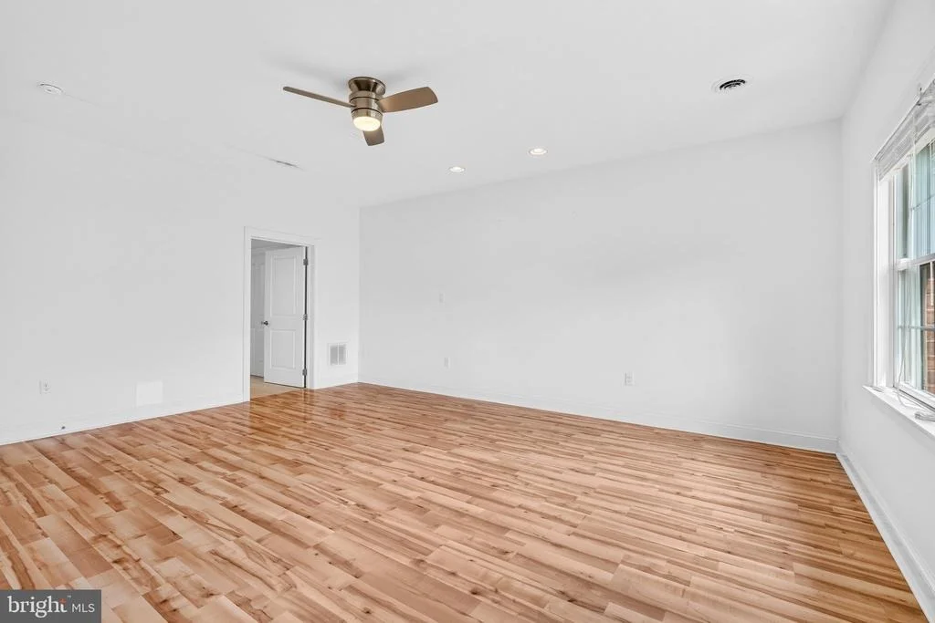 Photo of 19419 AMETHYST DRIVE