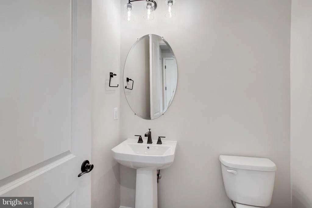 Photo of 611 CLOVER LANE