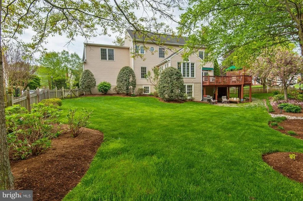 Photo of 12908 HEDGETOP DRIVE