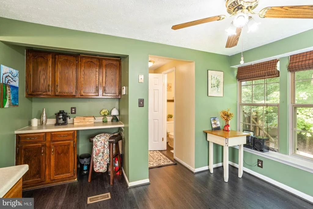 Photo of 15084 HOLLEYSIDE DRIVE