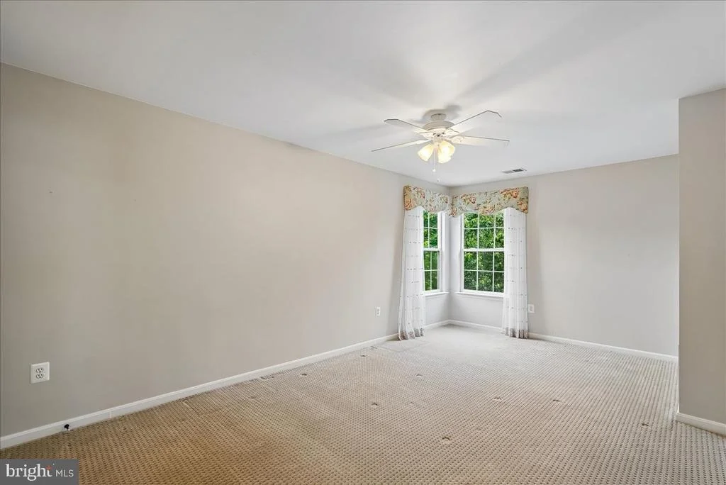 Photo of 320 N CONSTITUTION WAY