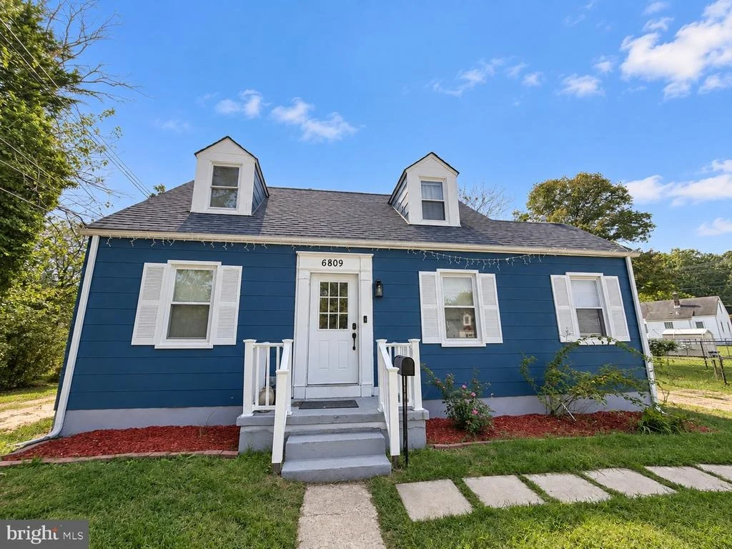 Photo of 6809 LOU LANE