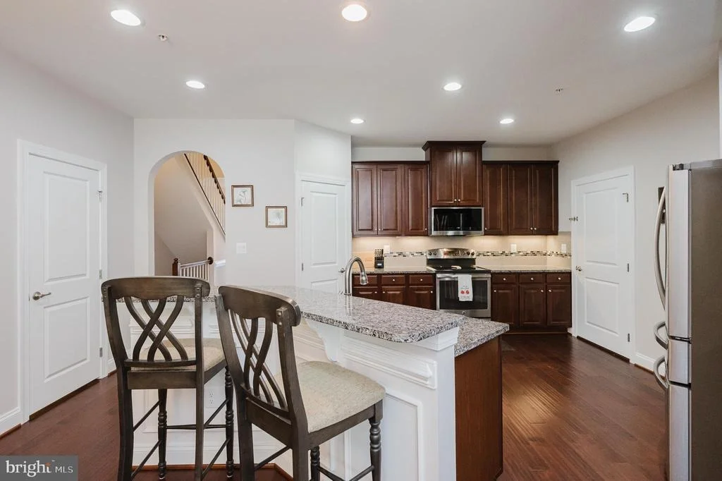 Photo of 355 TUFTON CIRCLE
