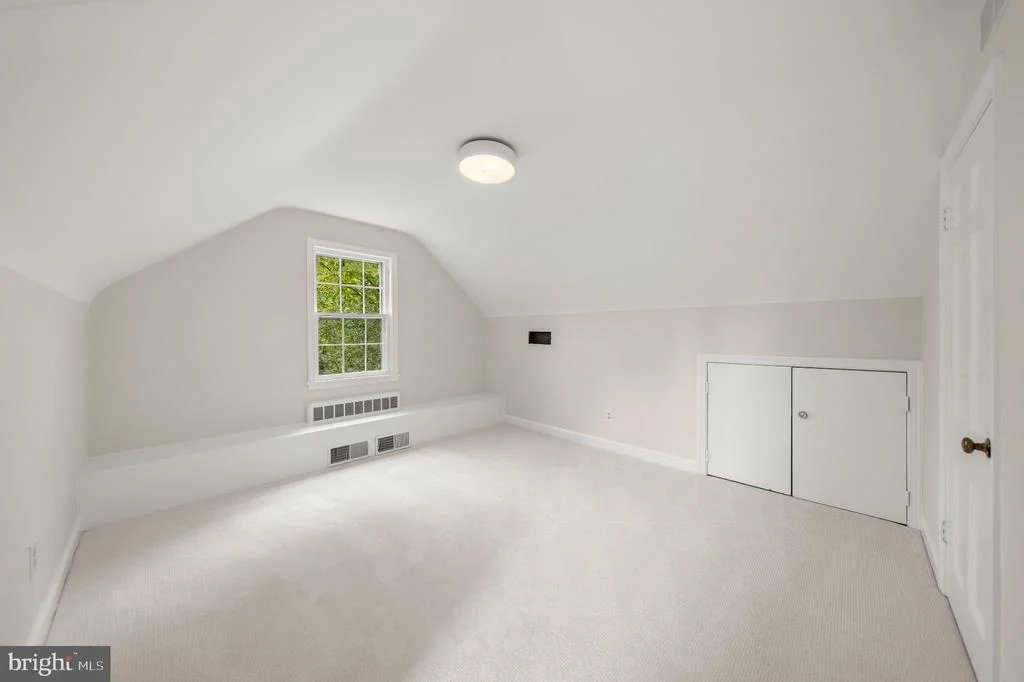 Photo of 2800 FOXHALL ROAD NW