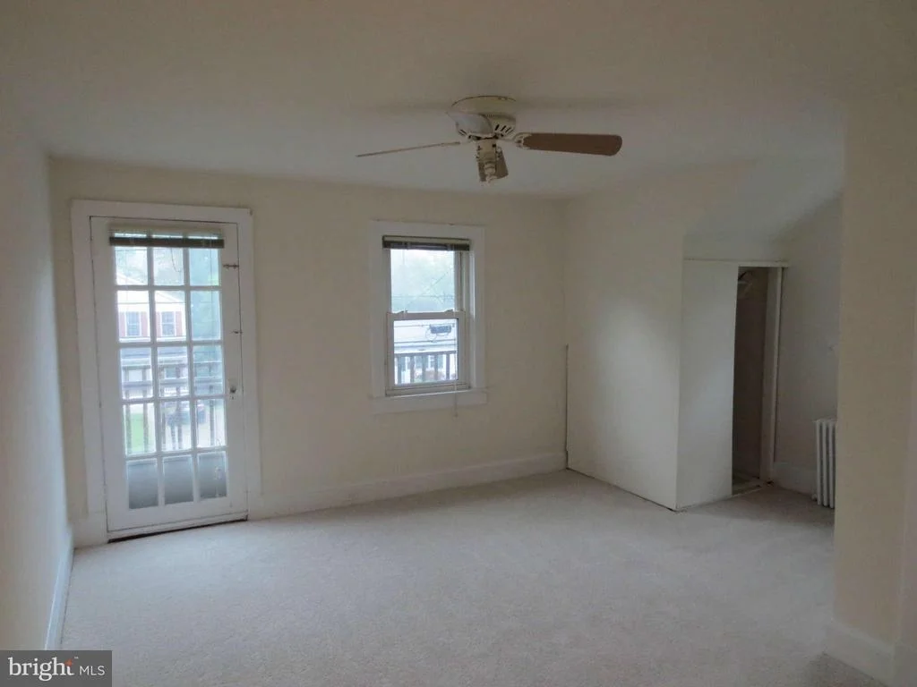 Photo of 703 HOLLYWOOD AVENUE
